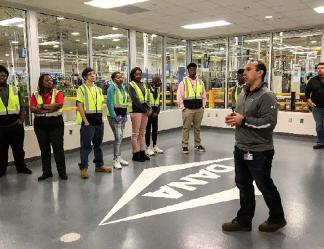 The team at Dana's Toledo Driveline facility hosted 40 students from Toledo Public Schools (TPS) Manufacturing & Machining, which is a local technical high-school program. The goal of the day was to inspire the next generation of manufacturers. Through the program, students gain experience in CNC programming, CAD/CAM software, manual machining, and welding.